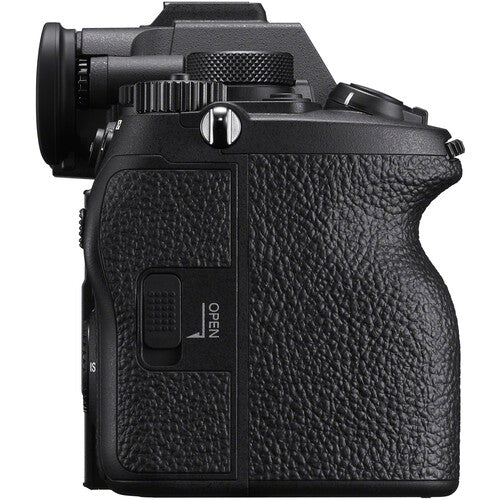 iRobust Tech Sony a7R V Mirrorless Camera